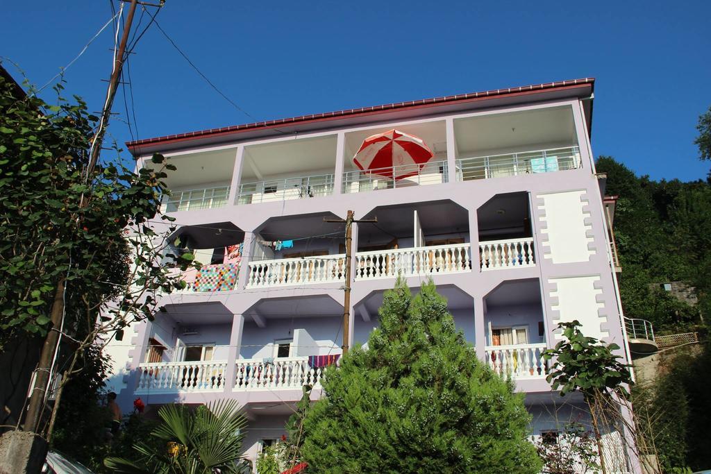 Badu Guest House Kvariati Extérieur photo