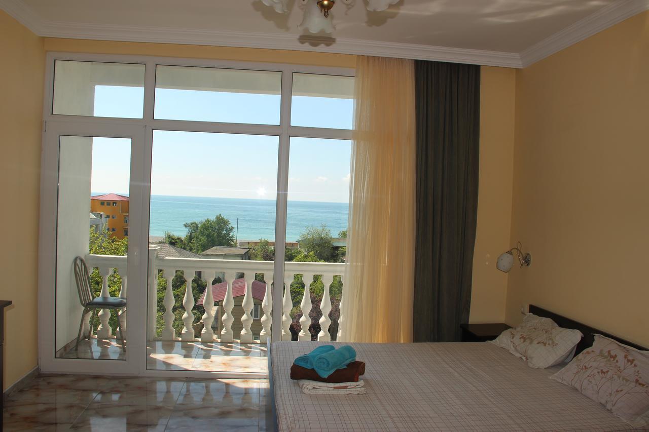 Badu Guest House Kvariati Extérieur photo