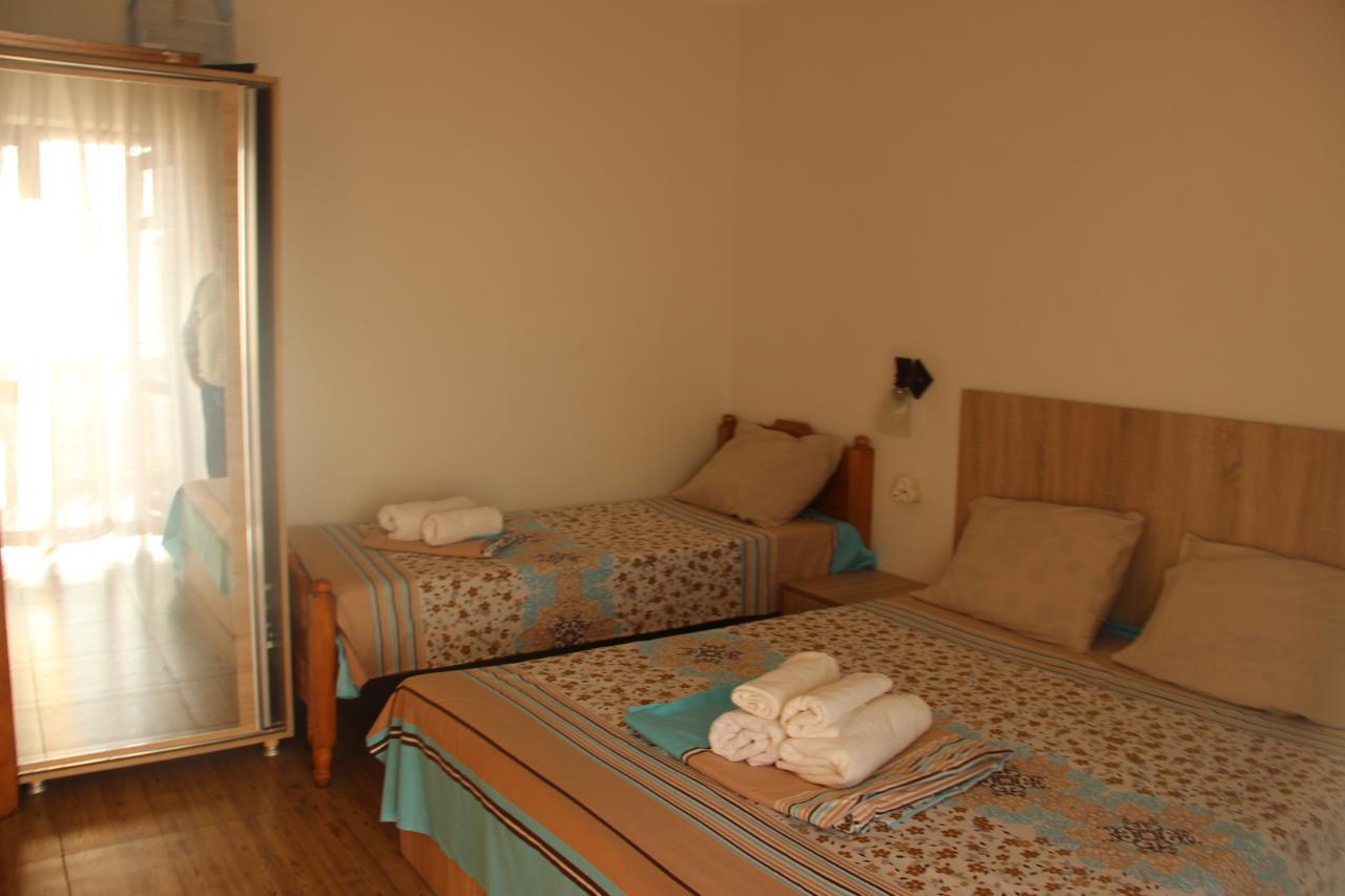 Badu Guest House Kvariati Extérieur photo