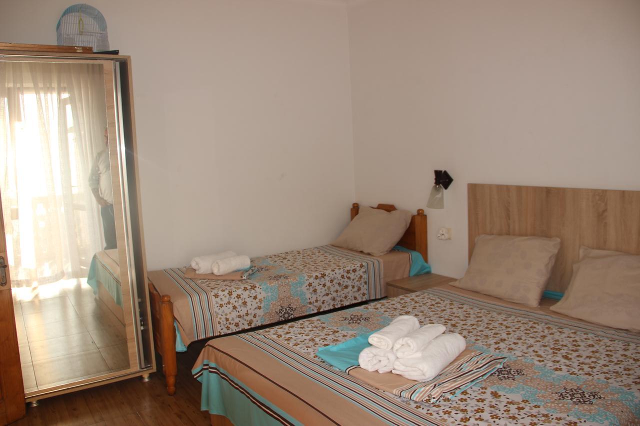 Badu Guest House Kvariati Extérieur photo